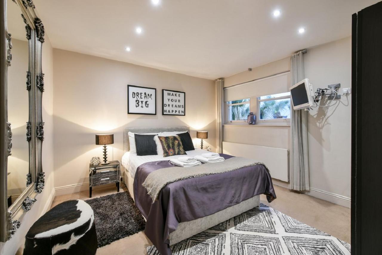 Central London Mews House Exterior photo